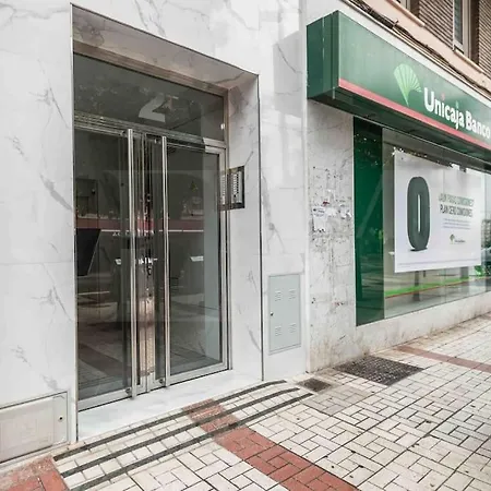 Apartment Spacious 3 Bedroom By Rems Malaga