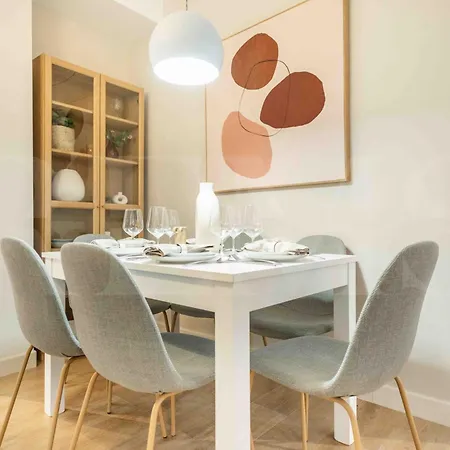 Spacious 3 Bedroom By Rems Apartamento *