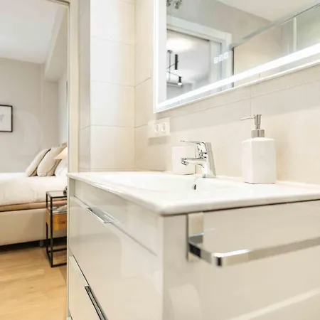 Spacious 3 Bedroom By Rems